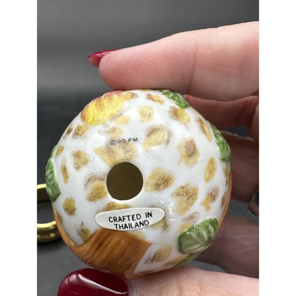 Franklin Mint Treasury of Eggs Majolica Parrot Porcelain Egg 1990 with Stand - Picture 7 of 9